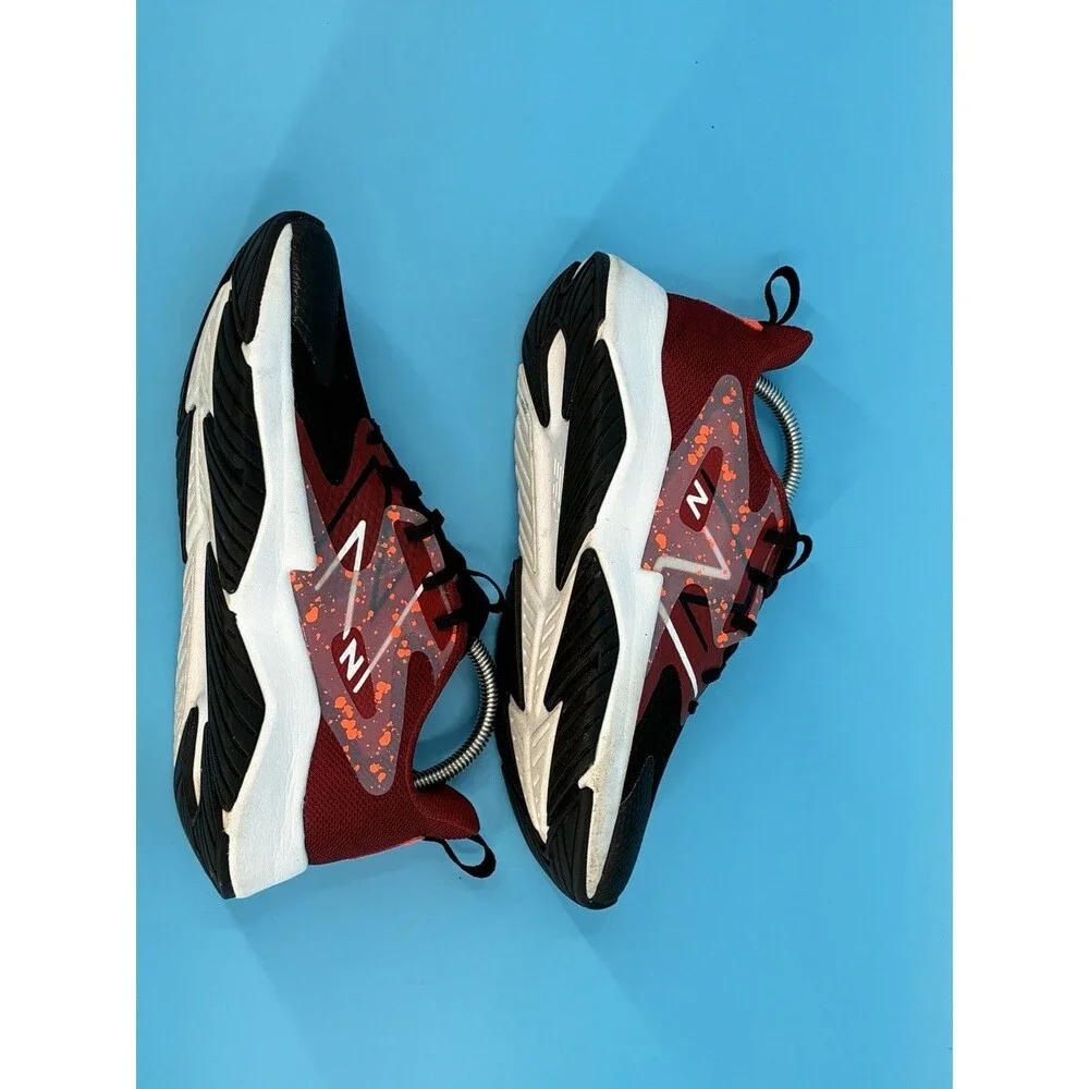 New Balance Rave Run v2 Boys 7Y Women’s 8.5 Red Black Running Shoes GKRAVWB2